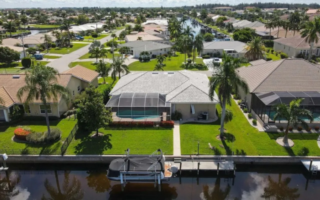 1588 san Marino Court
