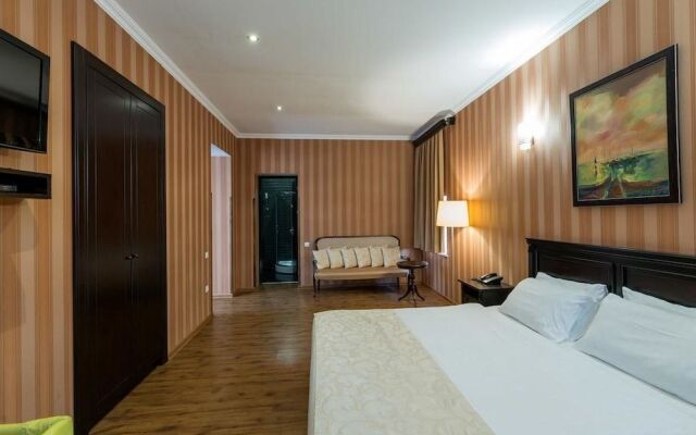 Royal Vera Boutique Hotel