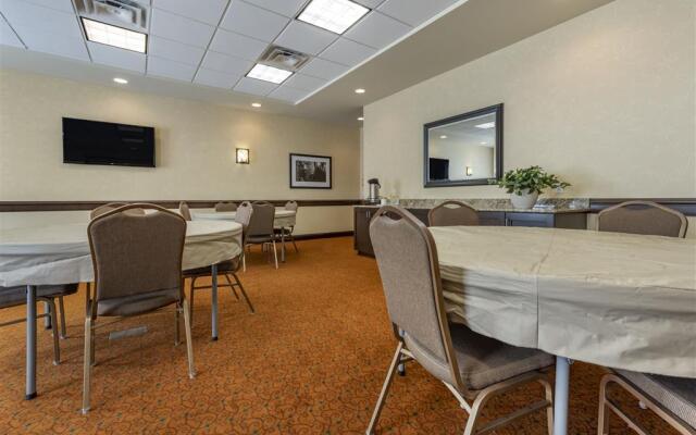 Comfort Suites Dover
