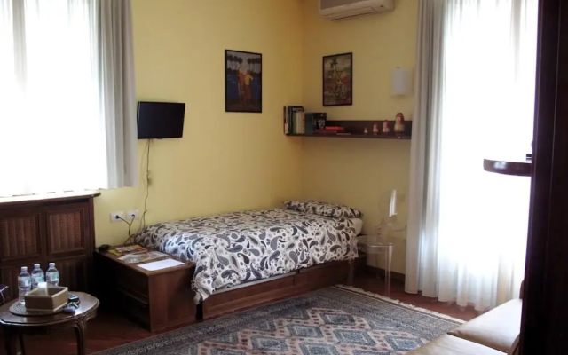 B&B Elio's Place