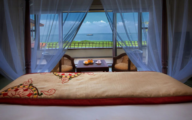 Niraamaya Retreats Backwaters and Beyond Kumarakom – Guest Rooms – Kumarakom