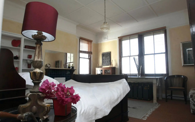 Bella Ev Guest House