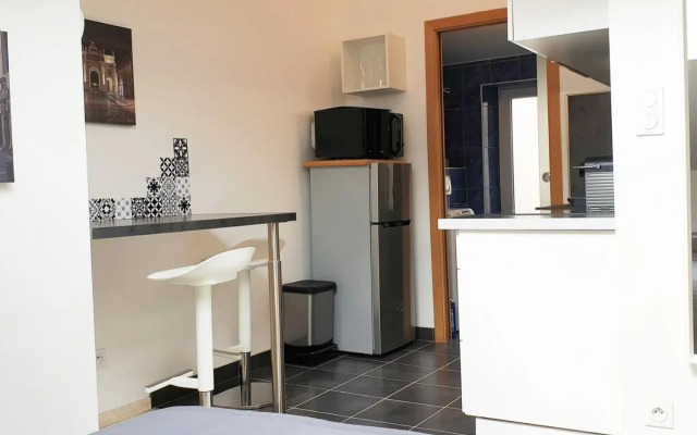 joli studio calme coeur de ville