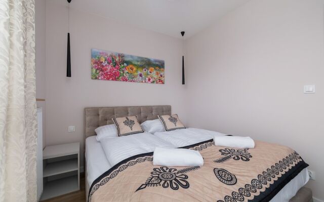 Apartment in the Mountains by Renters