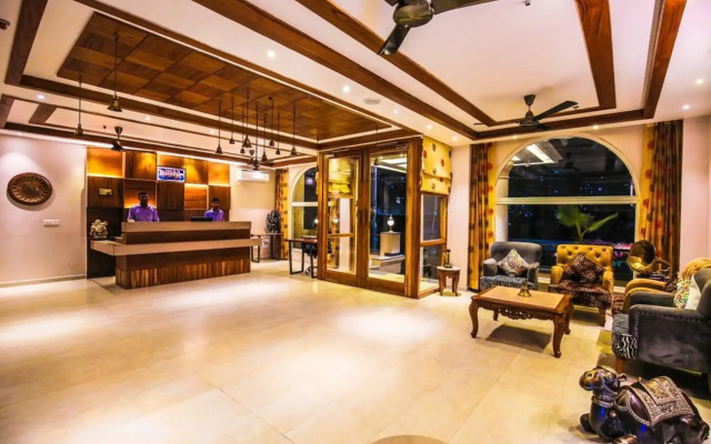 Kaveri Hotel