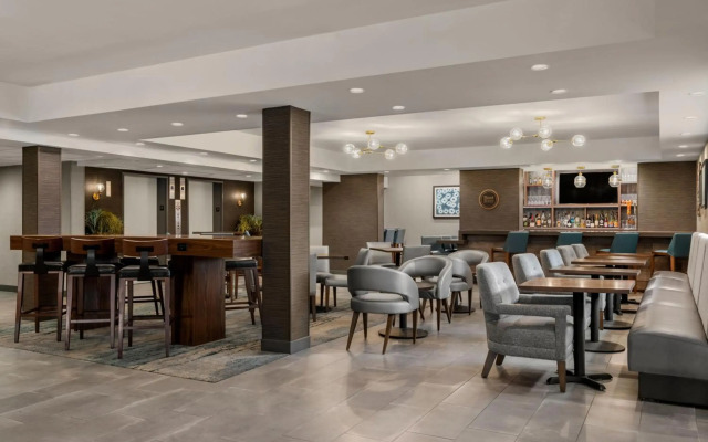Four Points by Sheraton Chicago Westchester/Oak Brook