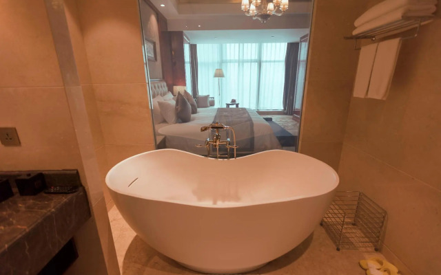 Dongwu New Century Grand Hotel Huzhou
