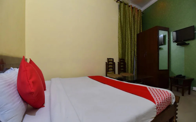 OYO 28146 Hotel Virsa