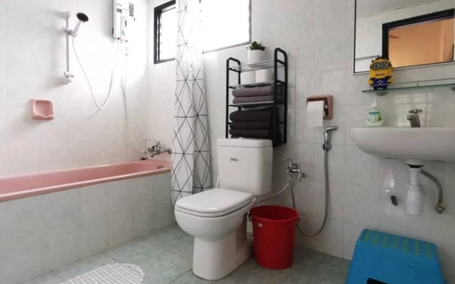 Selesa Hillhomes Homestay by Immaculate