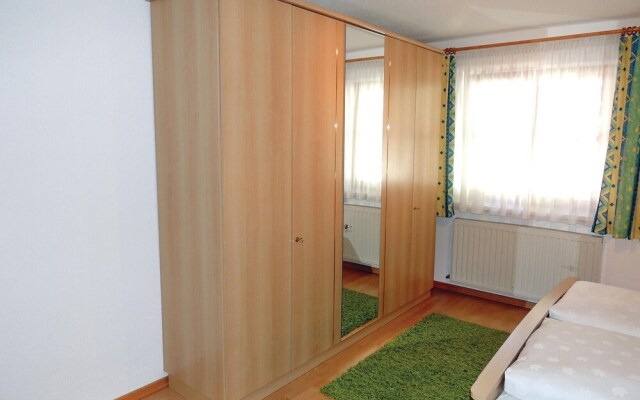 Beautiful Apartment in Flirsch With 3 Bedrooms and Wifi