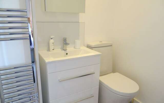 Seaside Retreat Superb Quality Family House