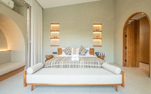 Villa Serai 5br to the Beach