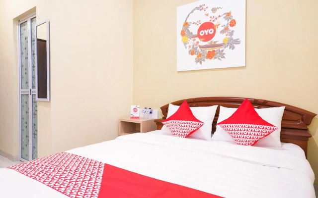 Super OYO 90033 DeHome Family