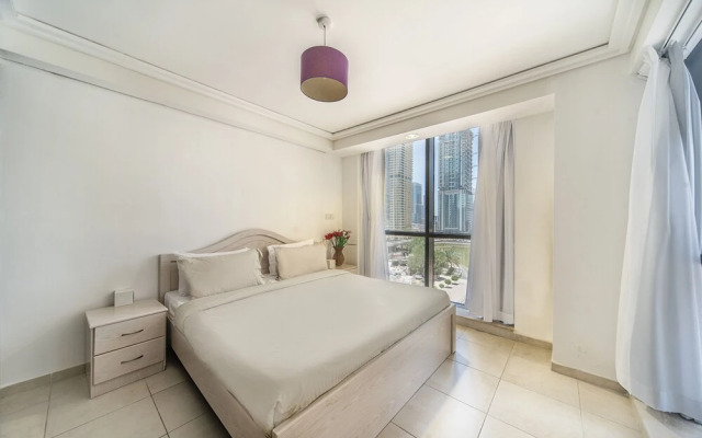 bnbme | Gold Crest Views | 2 BDR