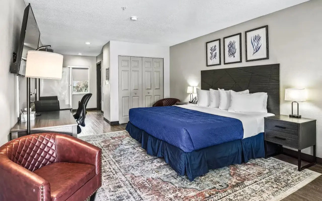 Baymont by Wyndham Ocala Suites