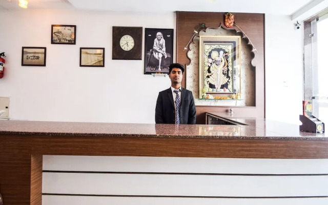 Jmd Palace By OYO Rooms