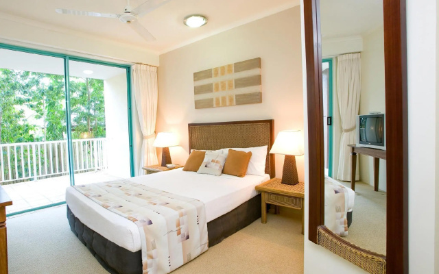 Coral Sands Resort – Guest Rooms – Cairns