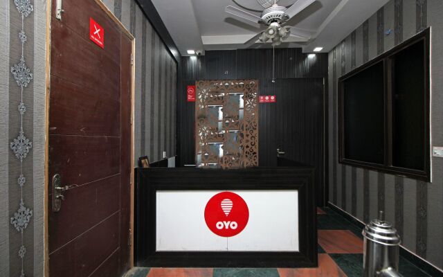 OYO Flagship 5383 Hotel Under Bridge Inn