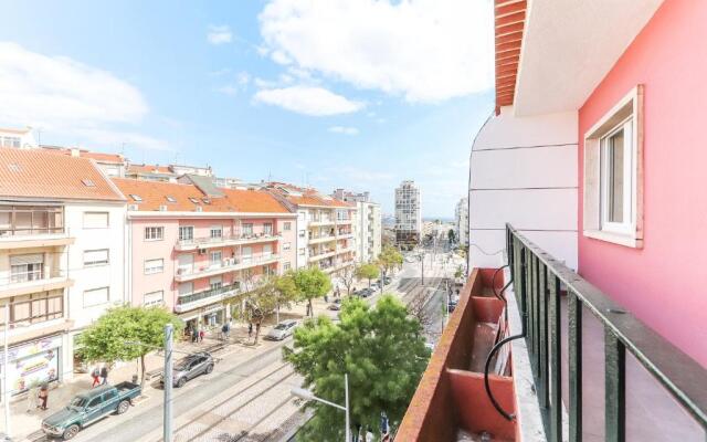 Vita Portucale | Almada Balcony