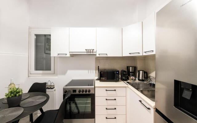 Porto Sea View Apartments - A. Svolou 22