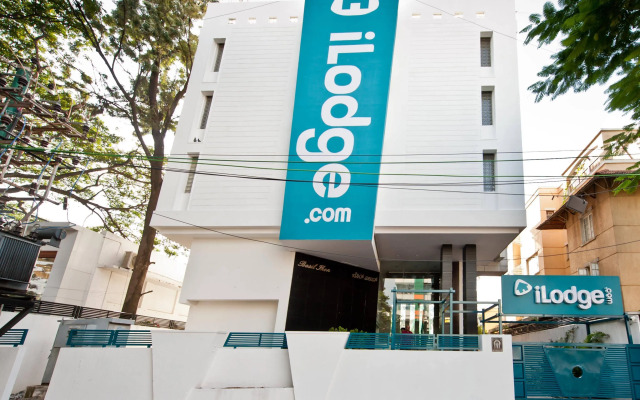 Bloom Hotel - Indiranagar