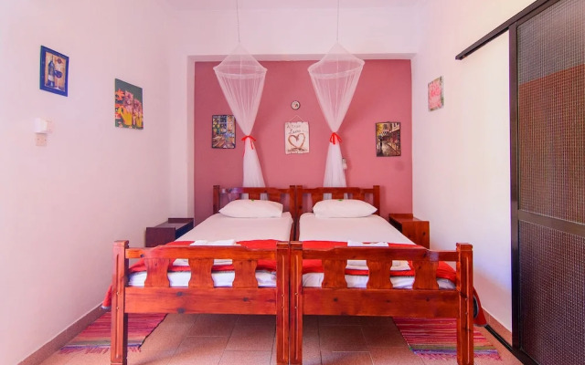 Savas Rooms