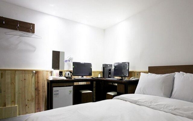 Cheonho Mong Hotel