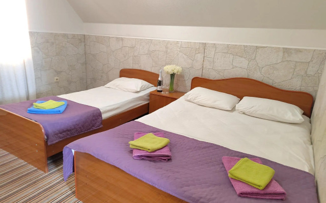 Жемчуг (Адлер)