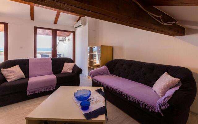 Apartment in Selce 39197