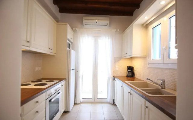Villa Attalus 1