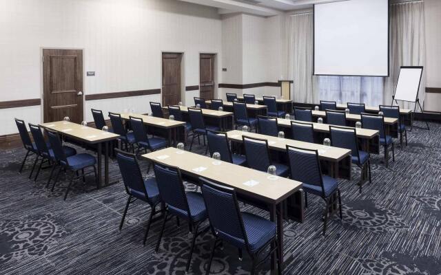 Courtyard by Marriott Richmond Downtown