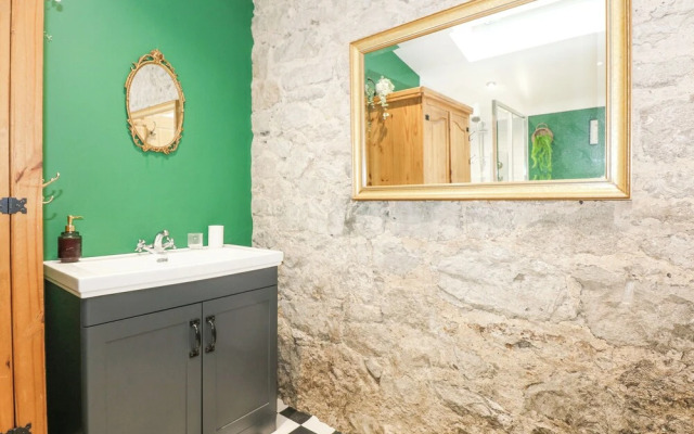 The Old Nant-y-fflint Chapel