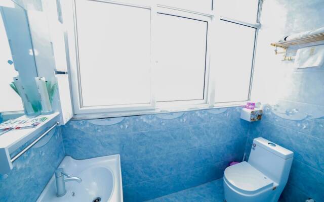 Xi'an Aiweixin Theme Hotel