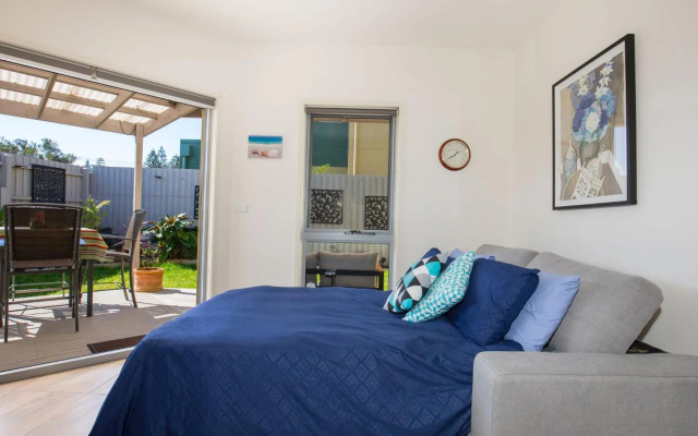 Thalassa I Pet Friendly I 2 Mins Walk to Beach