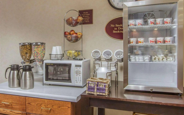Rodeway Inn Fremont