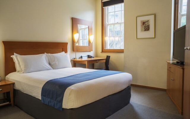 Sydney Harbour Hotel