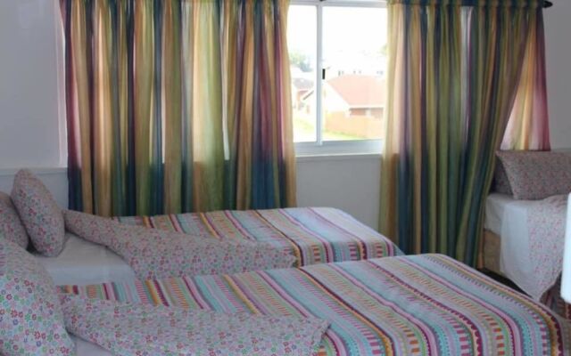 Lodge L'Veeze