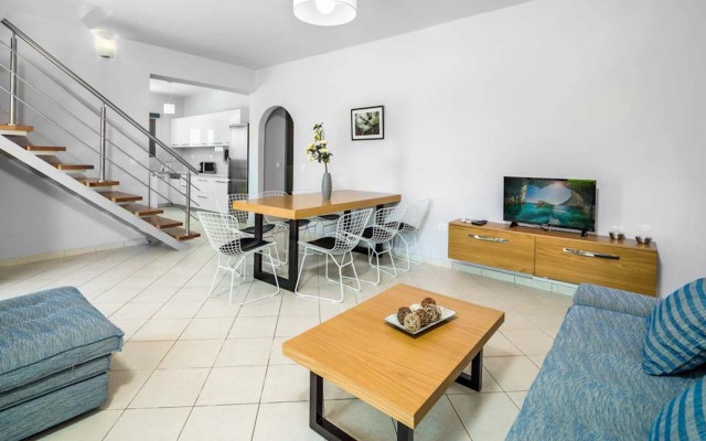 Villa Melograno I with private swimming pool