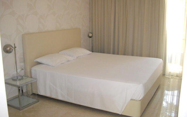Crystal Hotel