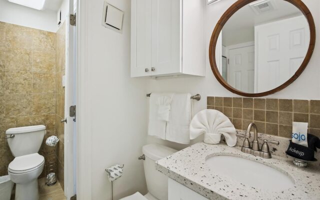 Victorian 2203-babe's Beachview