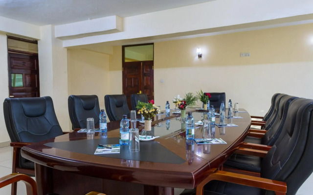 The Legacy Hotel & Suites