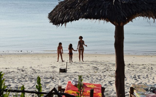 Juani beach bungalows
