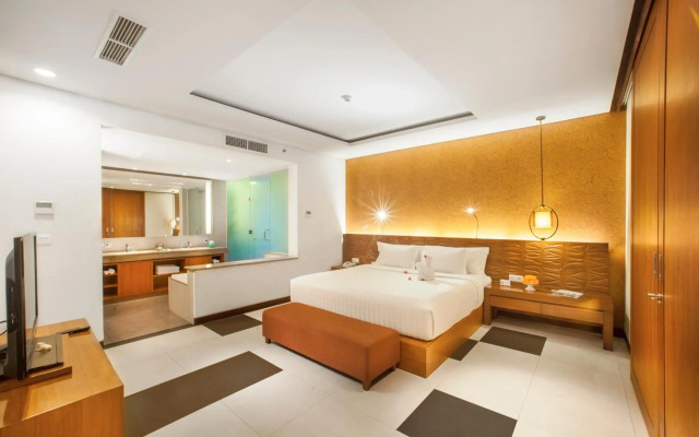 Horison Seminyak Bali