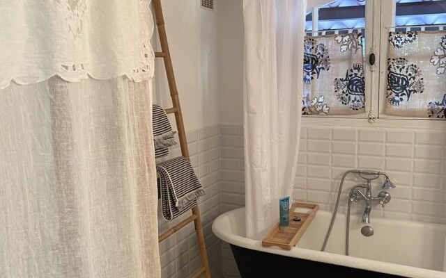 Mas la Pauline Gîtes de charme & roulotte