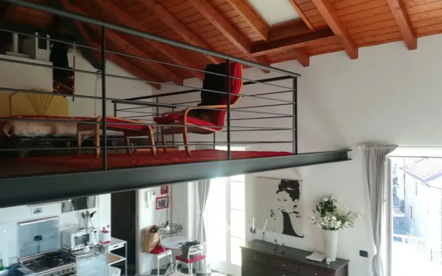 Romantic Penthouse on Lake Como