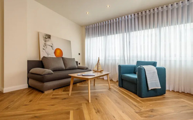 Triple A - Kolokotroni 62