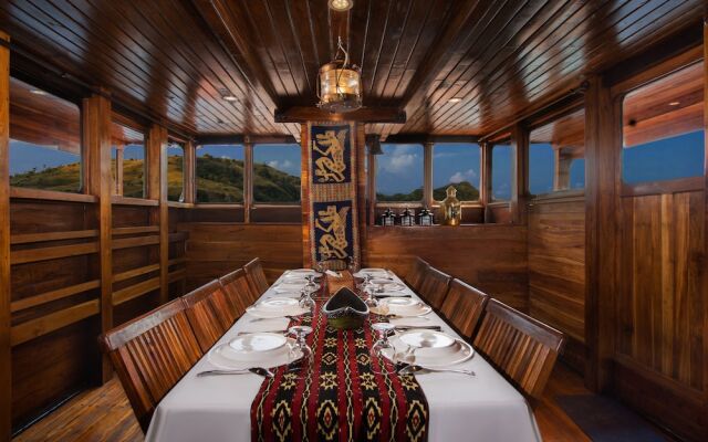 Plataran Phinisi Ambasi