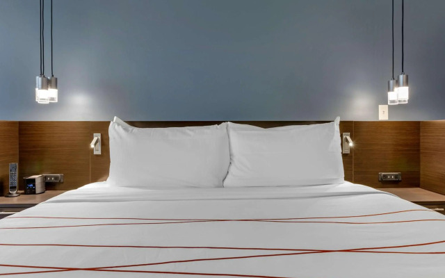 Vīb Hotel by Best Western Phoenix - Tempe