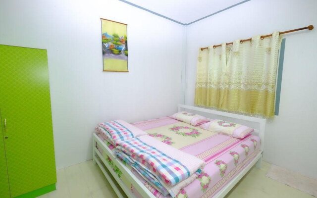Homestay Thararin & Kanokrat