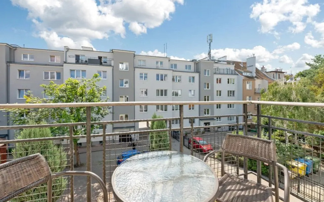 Grand Apartments